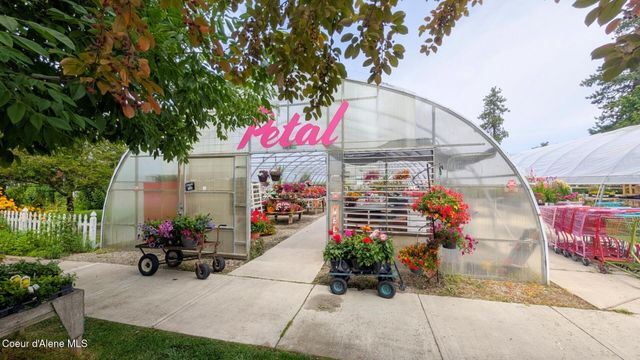 201 E 6th AVE, Post Falls, ID 83854