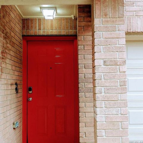 6714 Loma Vino, San Antonio, TX 78233