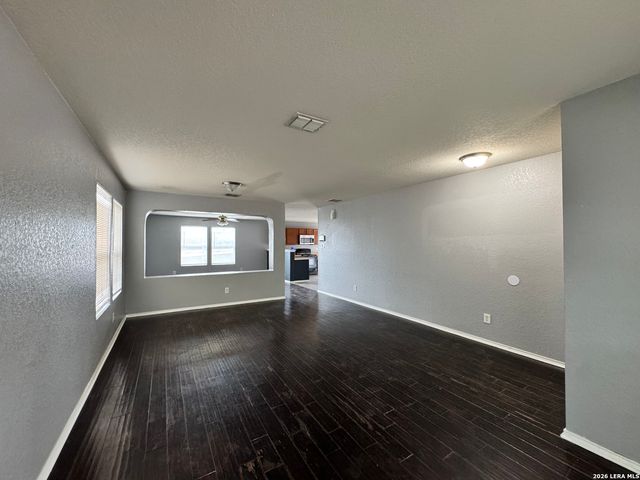 6714 Loma Vino, San Antonio, TX 78233