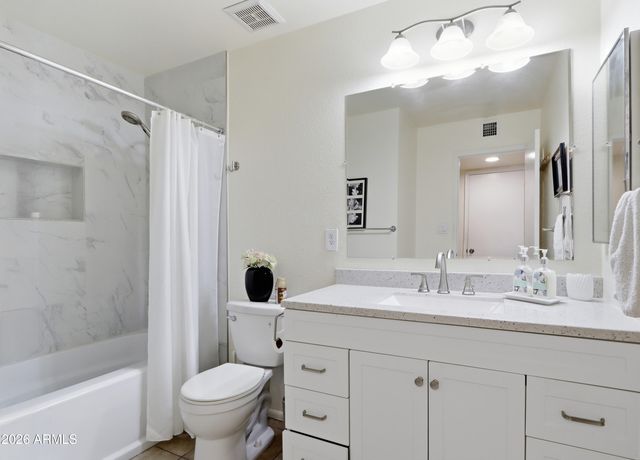 3048 E SIERRA Street, Phoenix, AZ 85028