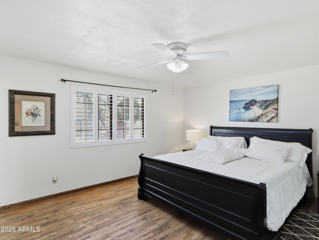 3048 E SIERRA Street, Phoenix, AZ 85028