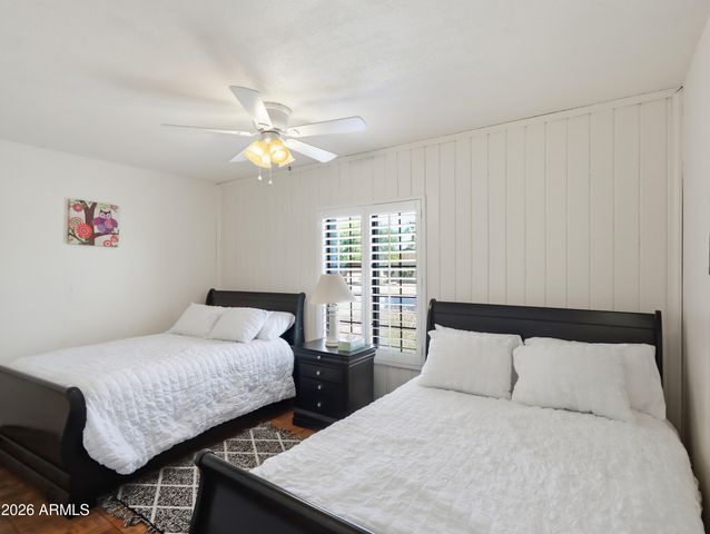 3048 E SIERRA Street, Phoenix, AZ 85028