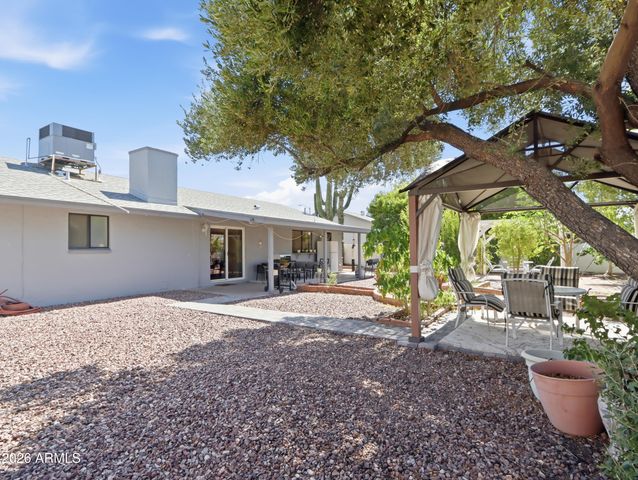 3048 E SIERRA Street, Phoenix, AZ 85028