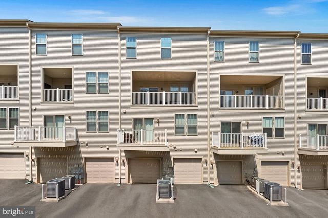 212-A PARK CENTRAL TER, Manassas Park, VA 20111