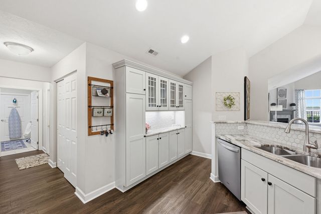 300 Spring Valley DRIVE, Jackson Twp, PA 16063