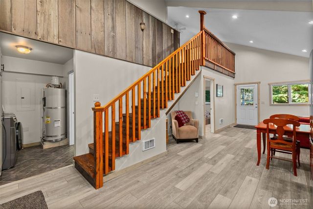 132 N Kokanee Cove Way, Hoodsport, WA 98548