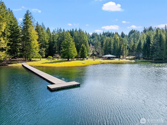 132 N Kokanee Cove Way, Hoodsport, WA 98548