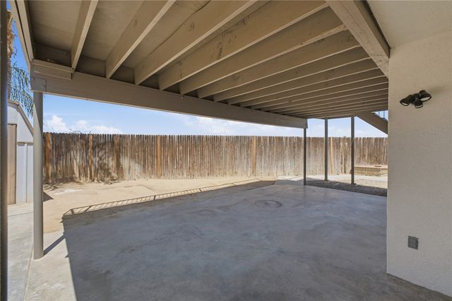 8400 Winlock, Bakersfield, CA 93312