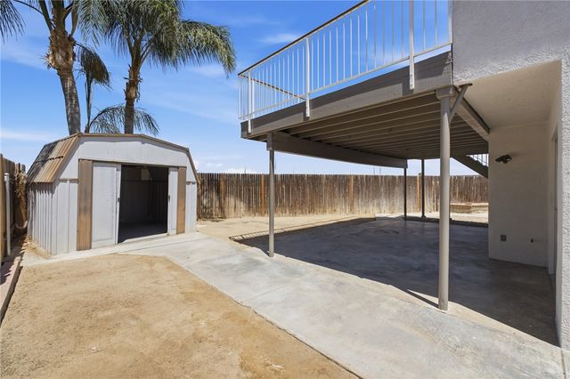 8400 Winlock, Bakersfield, CA 93312