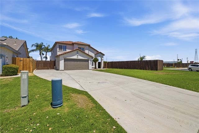 8400 Winlock, Bakersfield, CA 93312