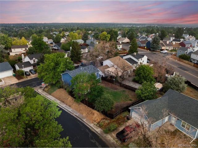 3946 S Flanders Way, Aurora, CO 80013