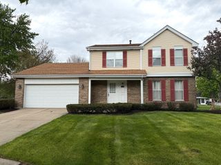 1724 Hall Place, Downers Grove, IL 60516