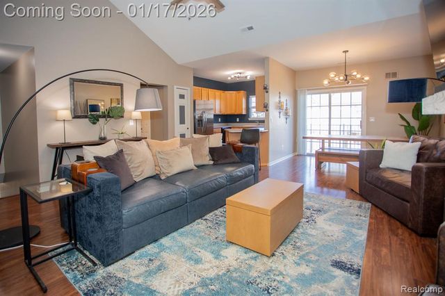 1211 Addington Drive 7, Commerce Twp, MI 48390