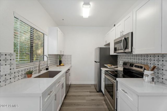 9600 N 96TH Street 213, Scottsdale, AZ 85258