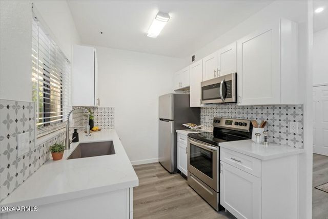 9600 N 96TH Street 213, Scottsdale, AZ 85258