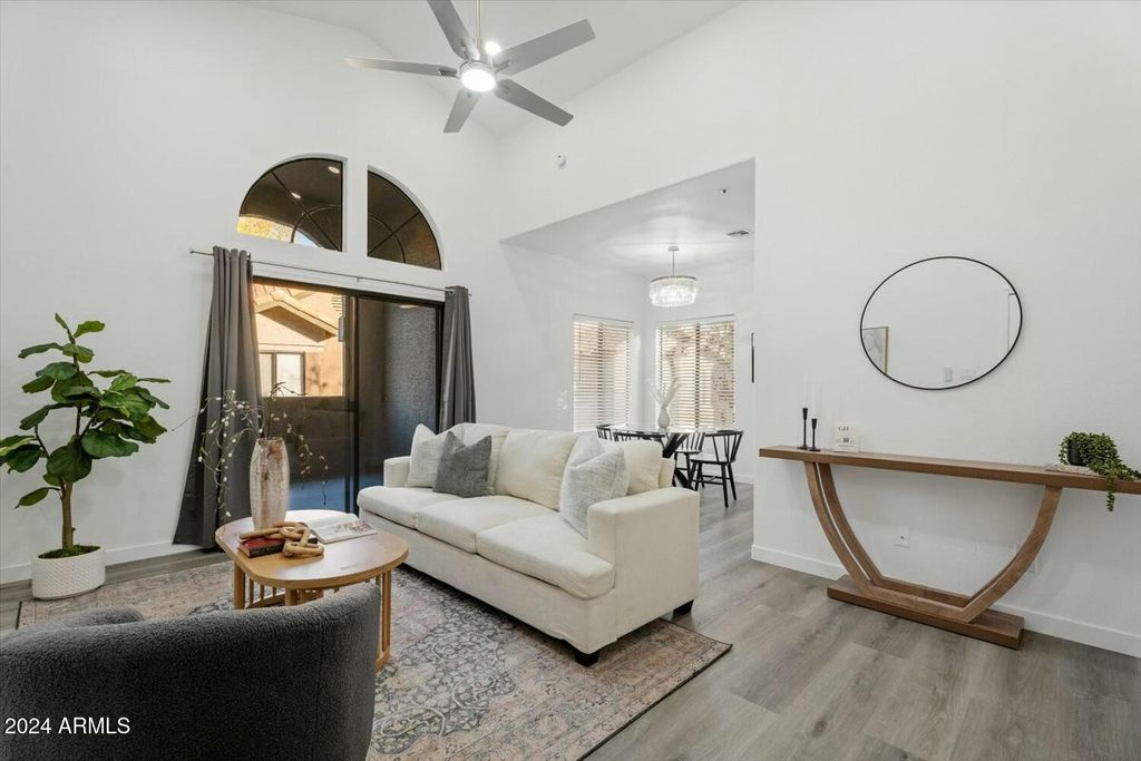 9600 N 96TH Street 213, Scottsdale, AZ 85258