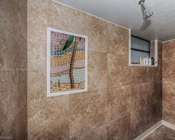 1209 County Rd 78, La Belle, FL 33935