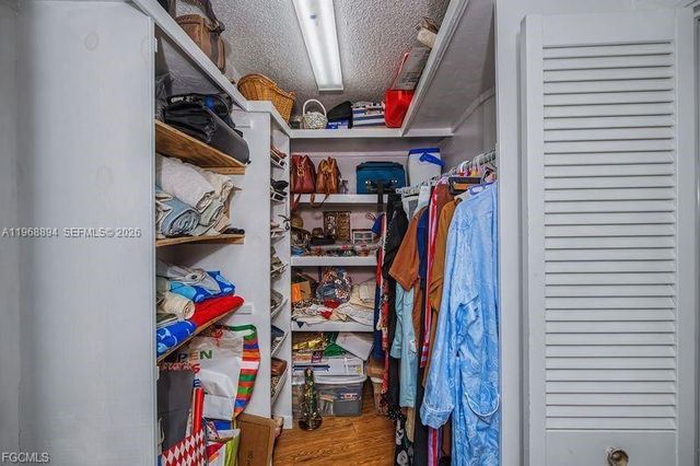 1209 County Rd 78, La Belle, FL 33935