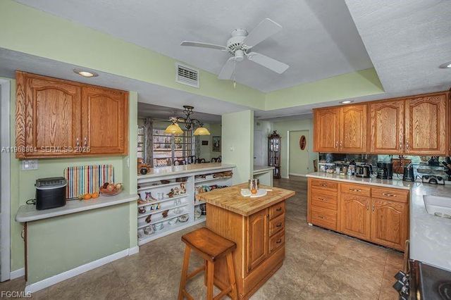 1209 County Rd 78, La Belle, FL 33935