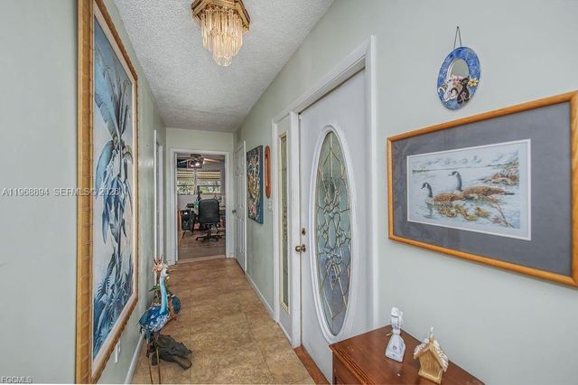 1209 County Rd 78, La Belle, FL 33935