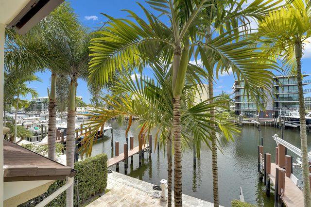 105 ISLE OF VENICE Drive 105, Fort Lauderdale, FL 33301