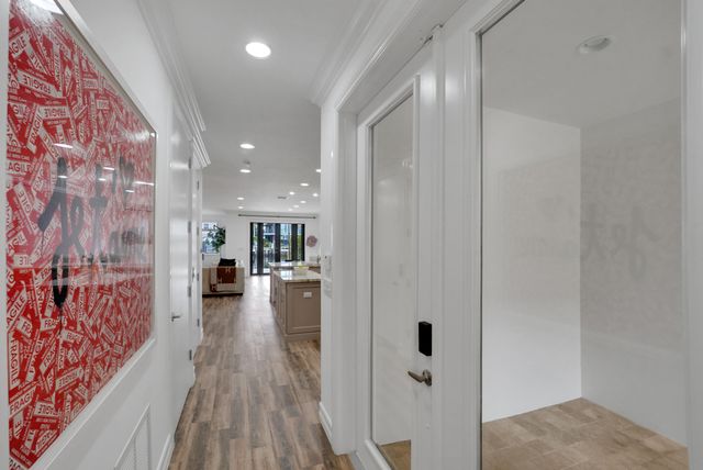105 ISLE OF VENICE Drive 105, Fort Lauderdale, FL 33301
