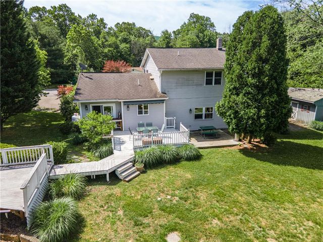 2153 Valley View Drive South, Hamilton Twp, PA 18353