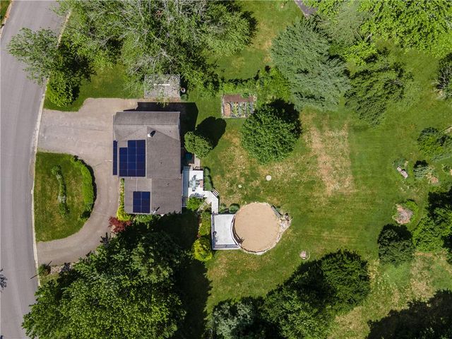 2153 Valley View Drive South, Hamilton Twp, PA 18353