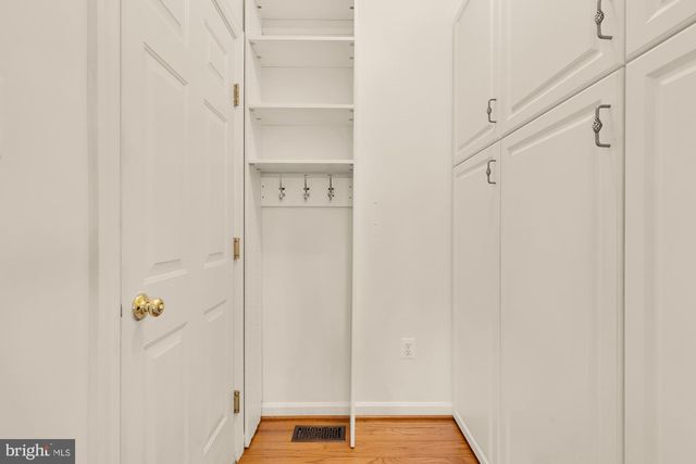 21523 FOX FIELD CIR, Germantown, MD 20876