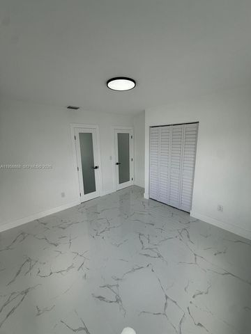 2860 NW 164th Ter, Miami Gardens, FL 33054