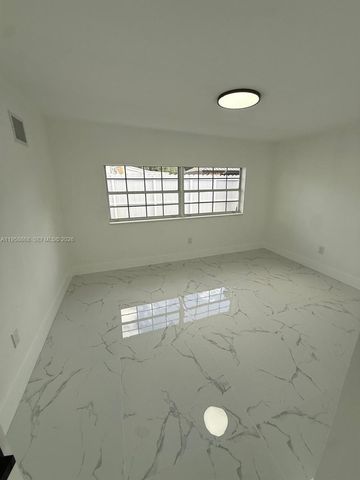 2860 NW 164th Ter, Miami Gardens, FL 33054