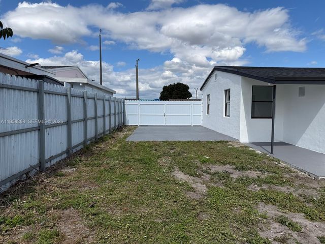 2860 NW 164th Ter, Miami Gardens, FL 33054
