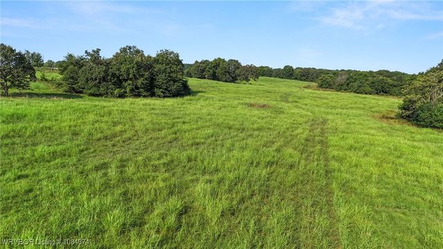 5319 Chastain Road, Mulberry, AR 72947