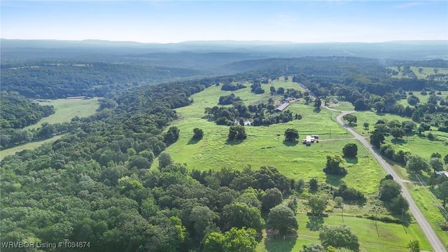 5319 Chastain Road, Mulberry, AR 72947
