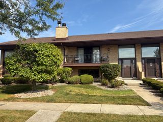 8316 161st Place 8316, Tinley Park, IL 60477