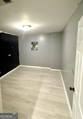 1086 Barton Street NW, Conyers, GA 30012