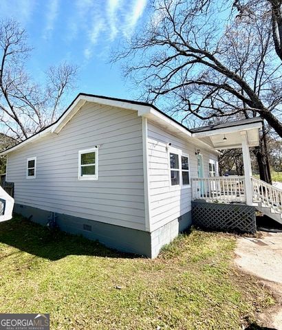 1086 Barton Street NW, Conyers, GA 30012