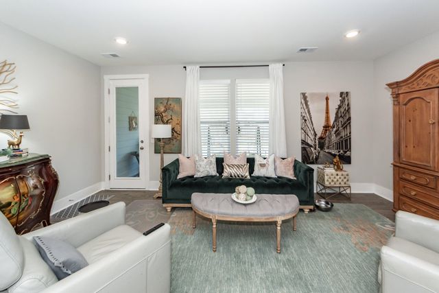 232 Summer Tanager Drive, Ravenel, SC 29470