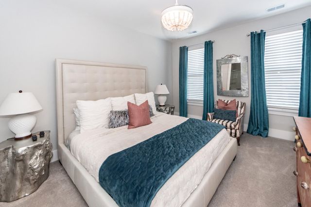 232 Summer Tanager Drive, Ravenel, SC 29470