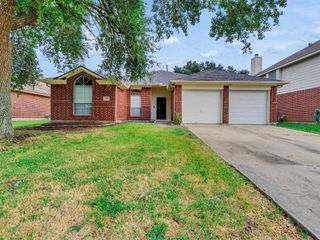 16715 Lighthouse View Drive, Friendswood, TX 77546