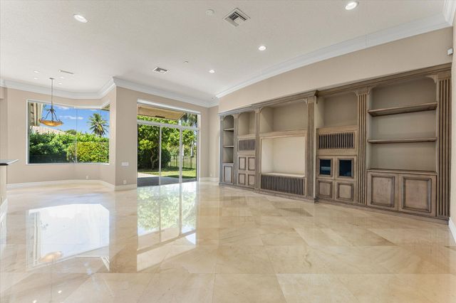 2579 Mayfair Lane, Weston, FL 33327