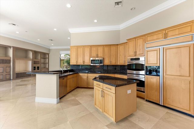 2579 Mayfair Lane, Weston, FL 33327