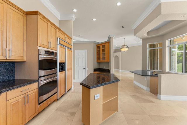 2579 Mayfair Lane, Weston, FL 33327