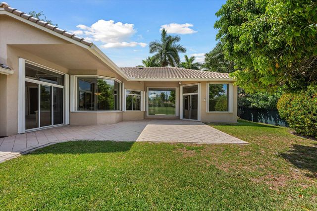 2579 Mayfair Lane, Weston, FL 33327
