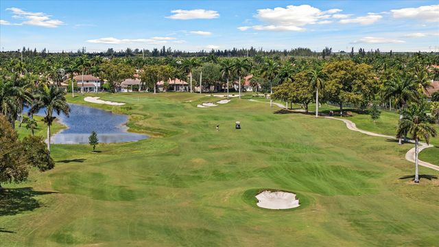 2579 Mayfair Lane, Weston, FL 33327