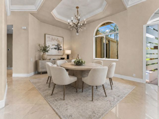 2579 Mayfair Lane, Weston, FL 33327