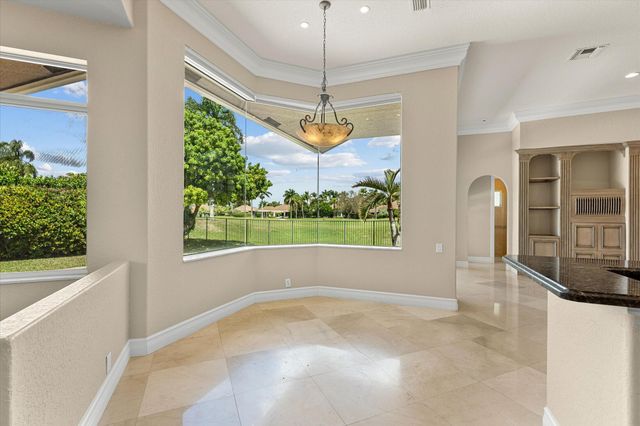 2579 Mayfair Lane, Weston, FL 33327