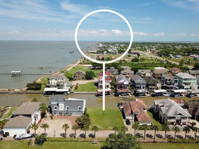 18 Port, San Leon, TX 77539