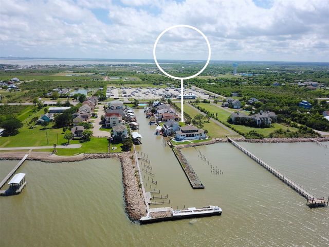 18 Port, San Leon, TX 77539