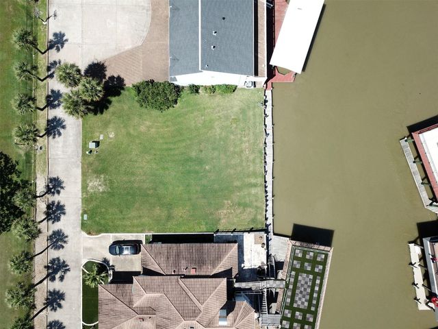 18 Port, San Leon, TX 77539